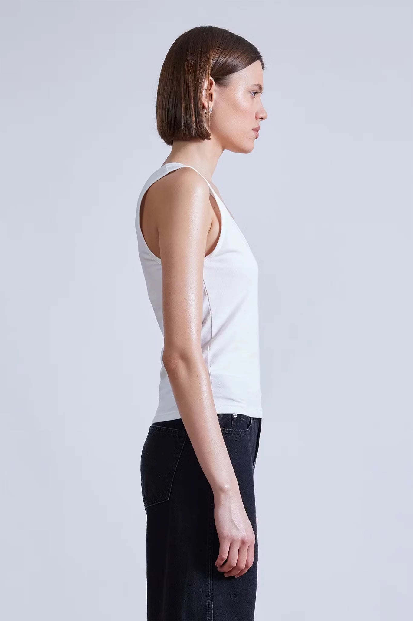 Uri Low-Cut Tank T-Shirts Apiece Apart