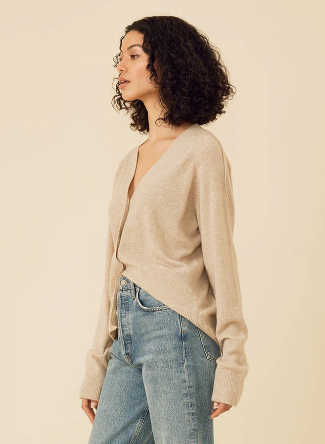 Sloane Cashmere Cardigan Sweaters & Knits One Grey Day