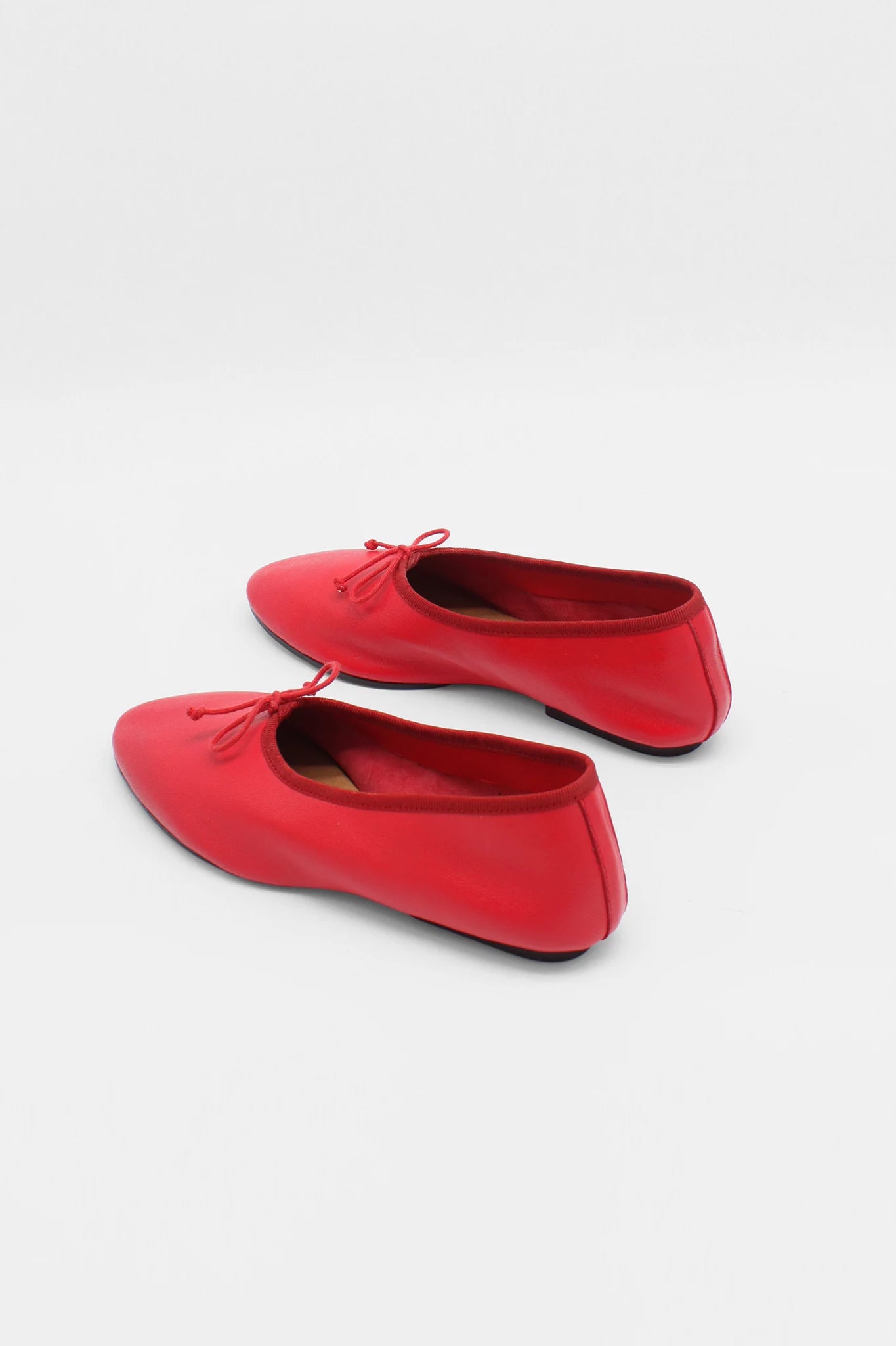 Mila Flats Footwear About Arianne