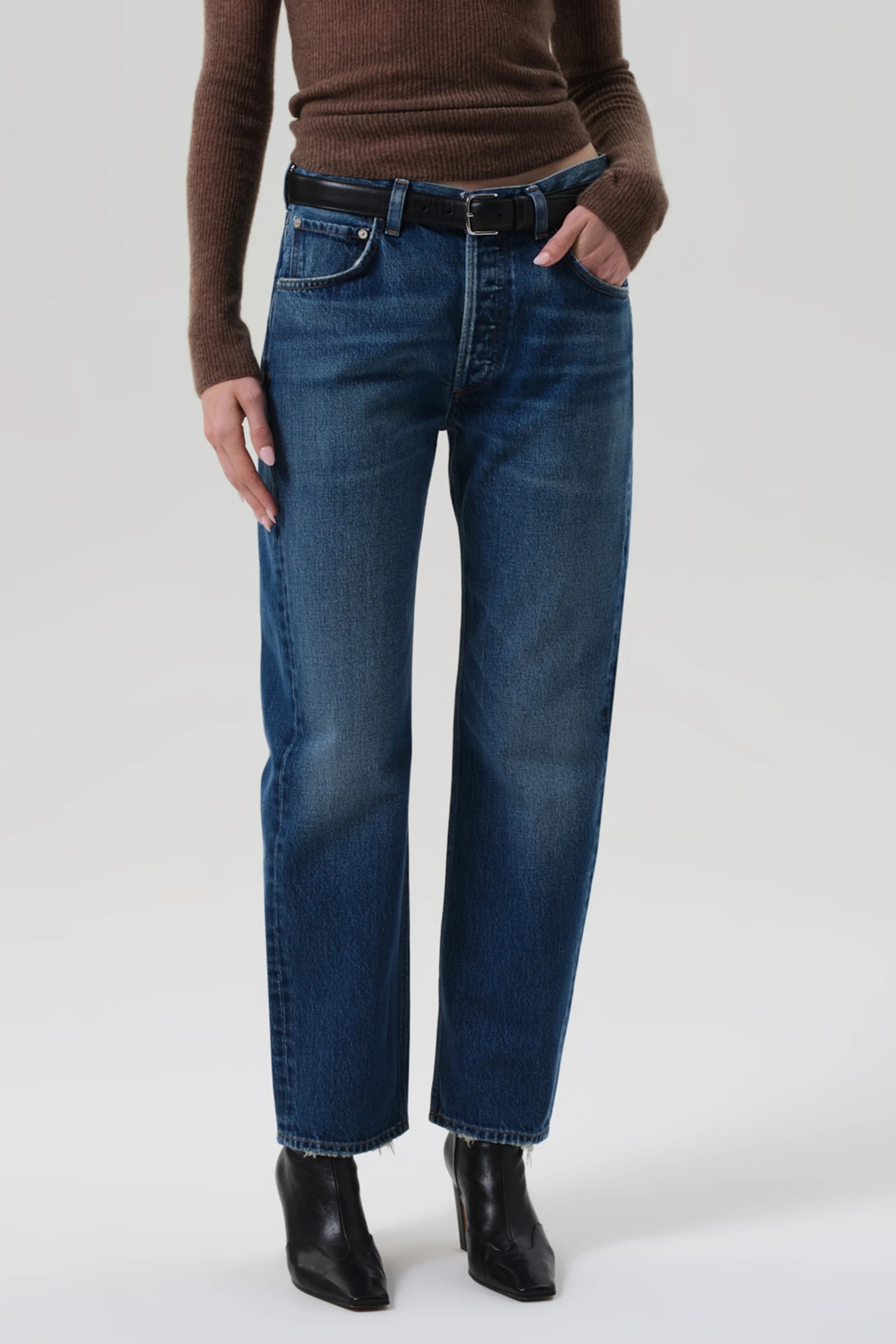 Winslow Low Rise Boyfriend Pants Citizens of Humanity