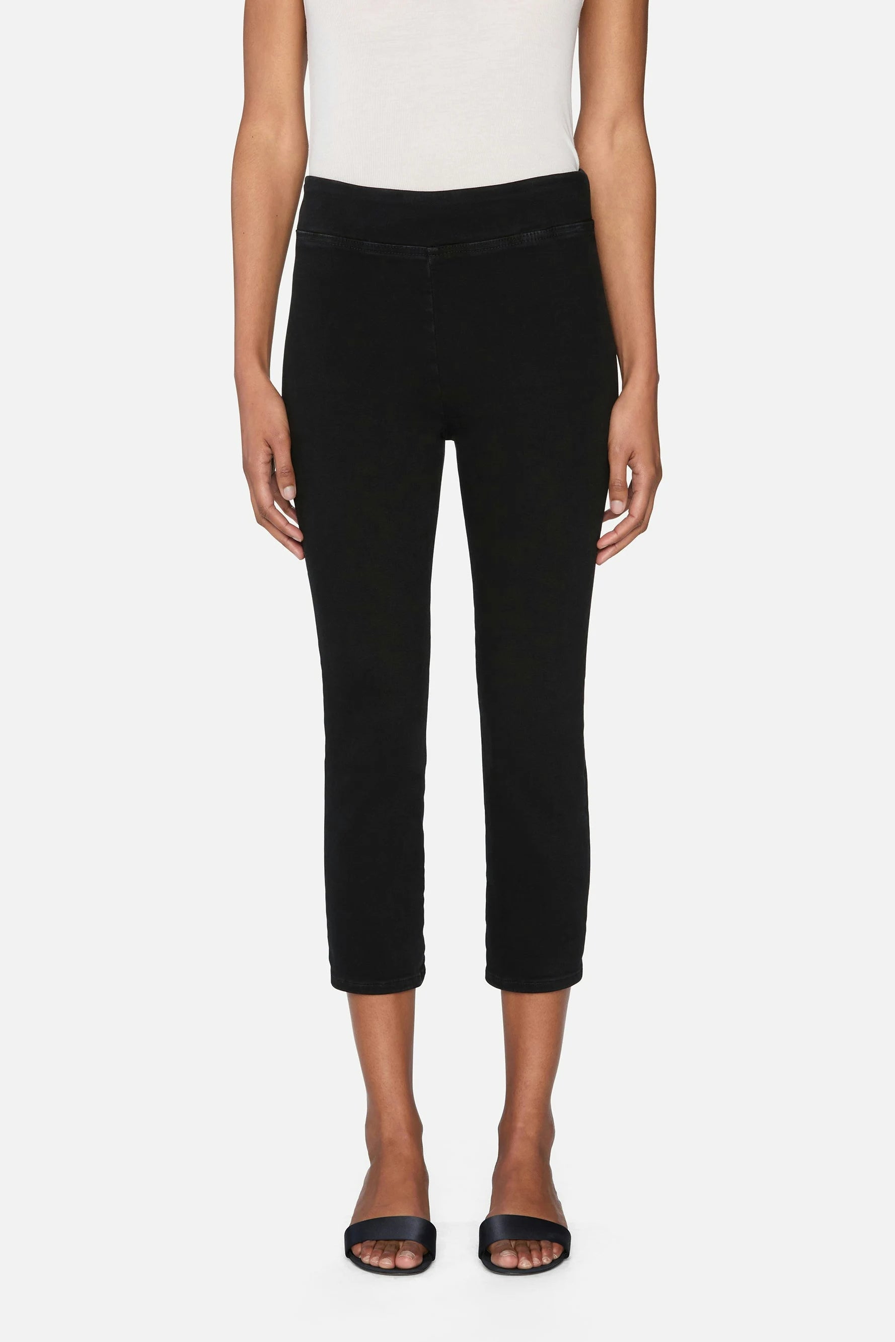 Jetset Weekend Capri Pants FRAME