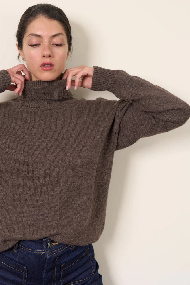 Hugme Turtleneck Sweaters & Knits Givéh