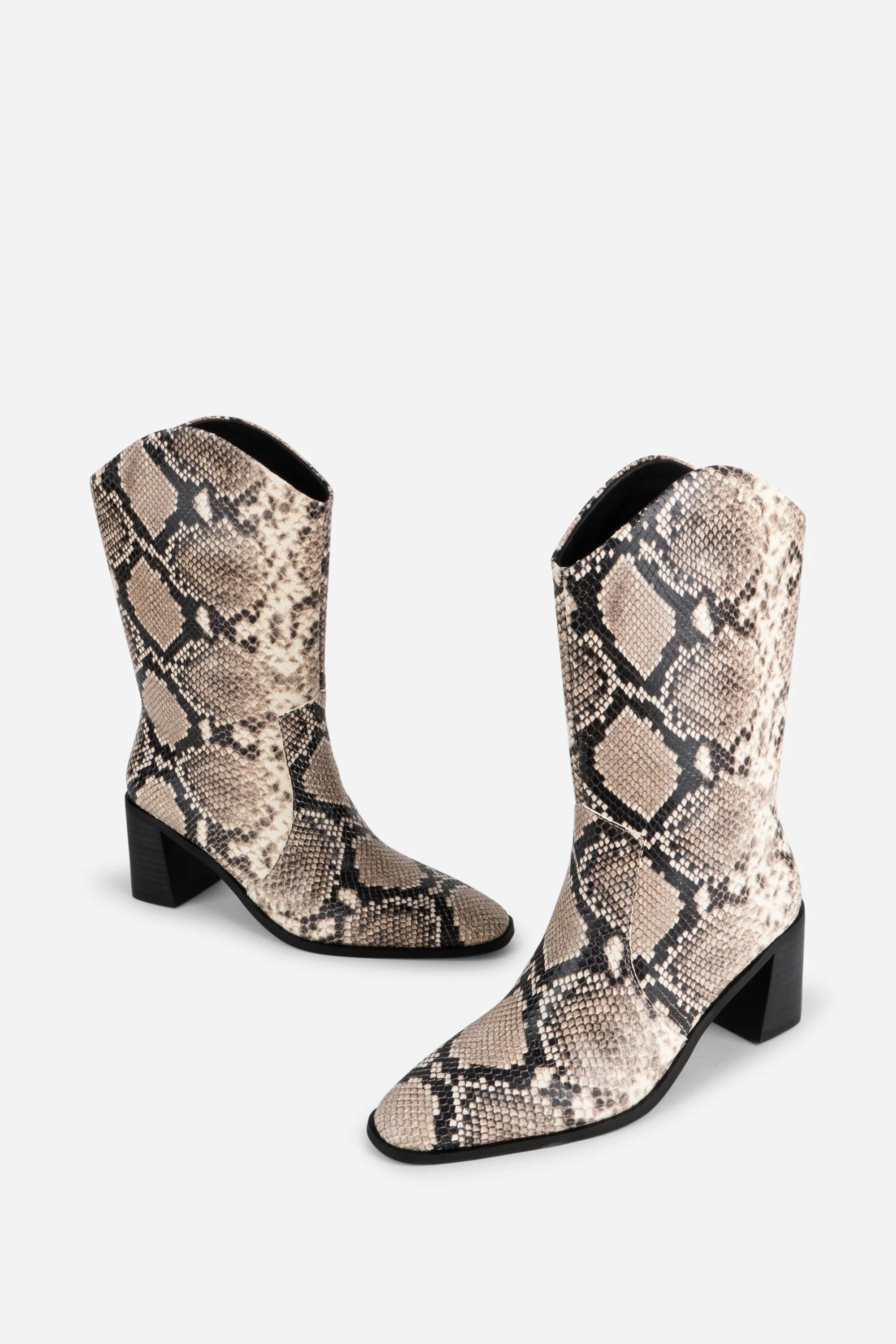 Worth Snake Print Western Boot Footwear Intentionally Blank