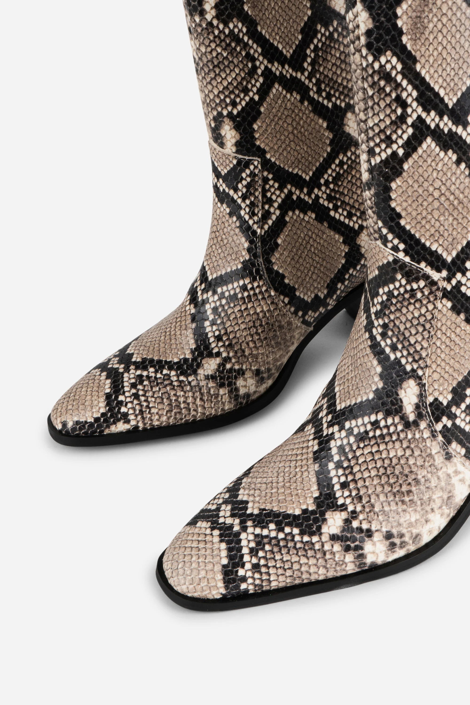 Worth Snake Print Western Boot Footwear Intentionally Blank