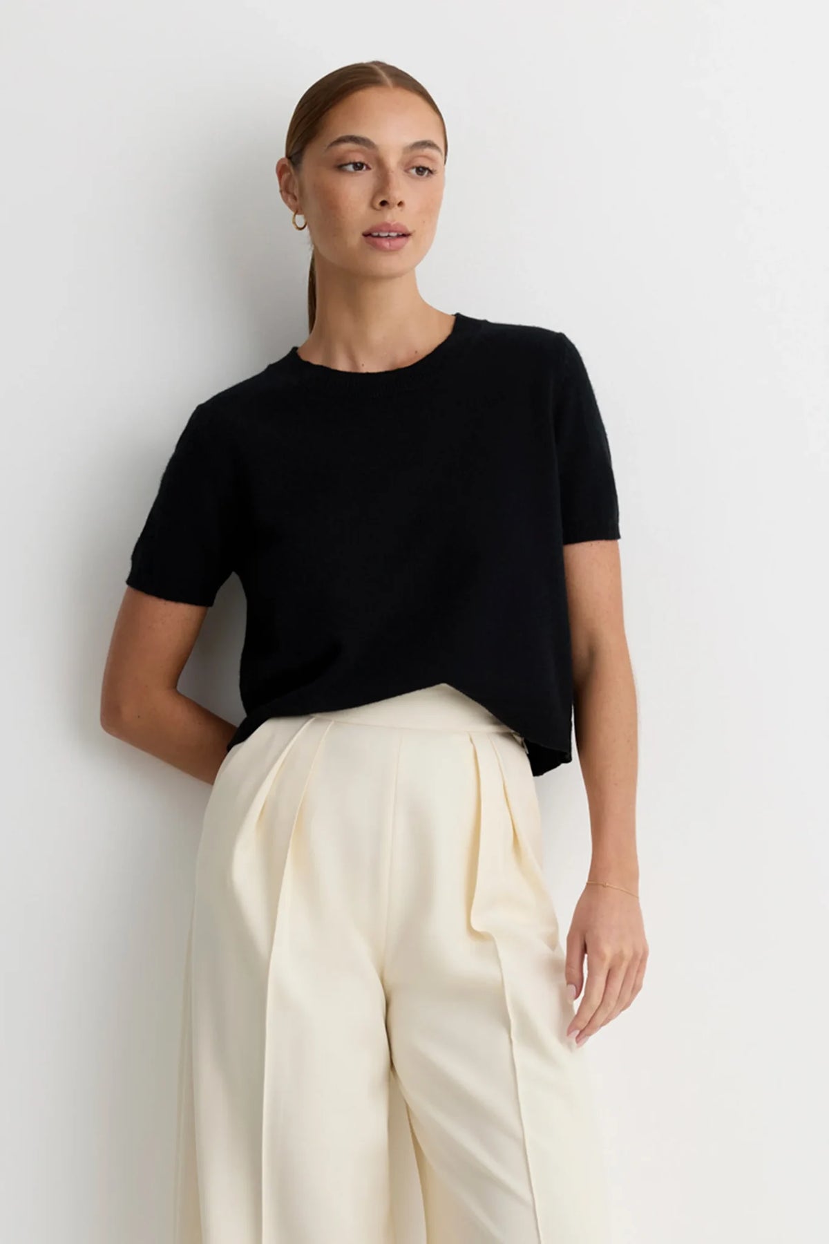 Kadri Cashmere Crew Tee Sweaters &amp; Knits One Grey Day