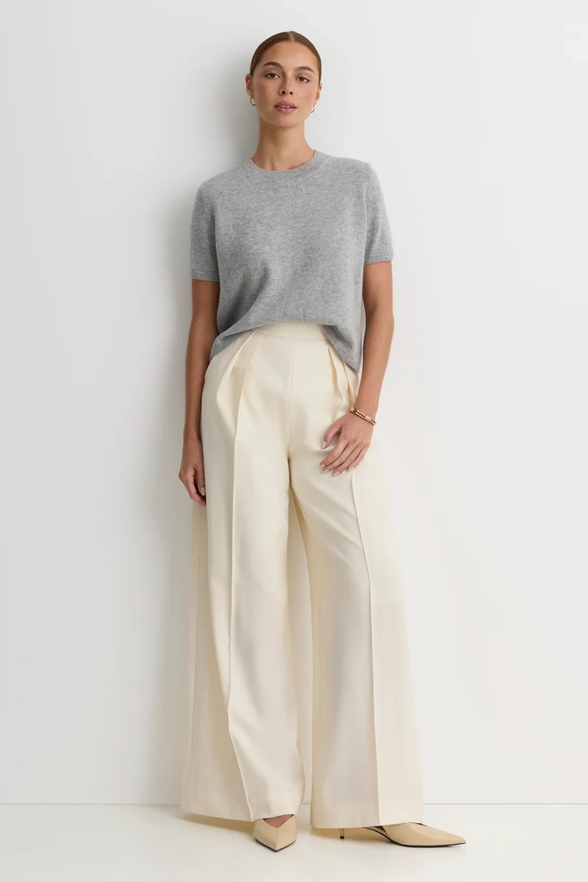 Kadri Cashmere Crew Tee Sweaters &amp; Knits One Grey Day