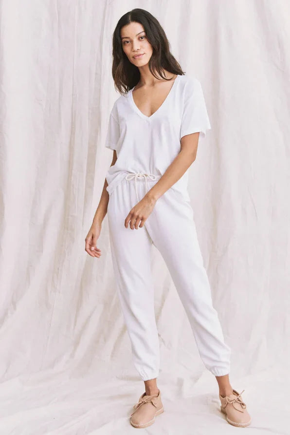 The V-Neck Tee T-Shirts The Great