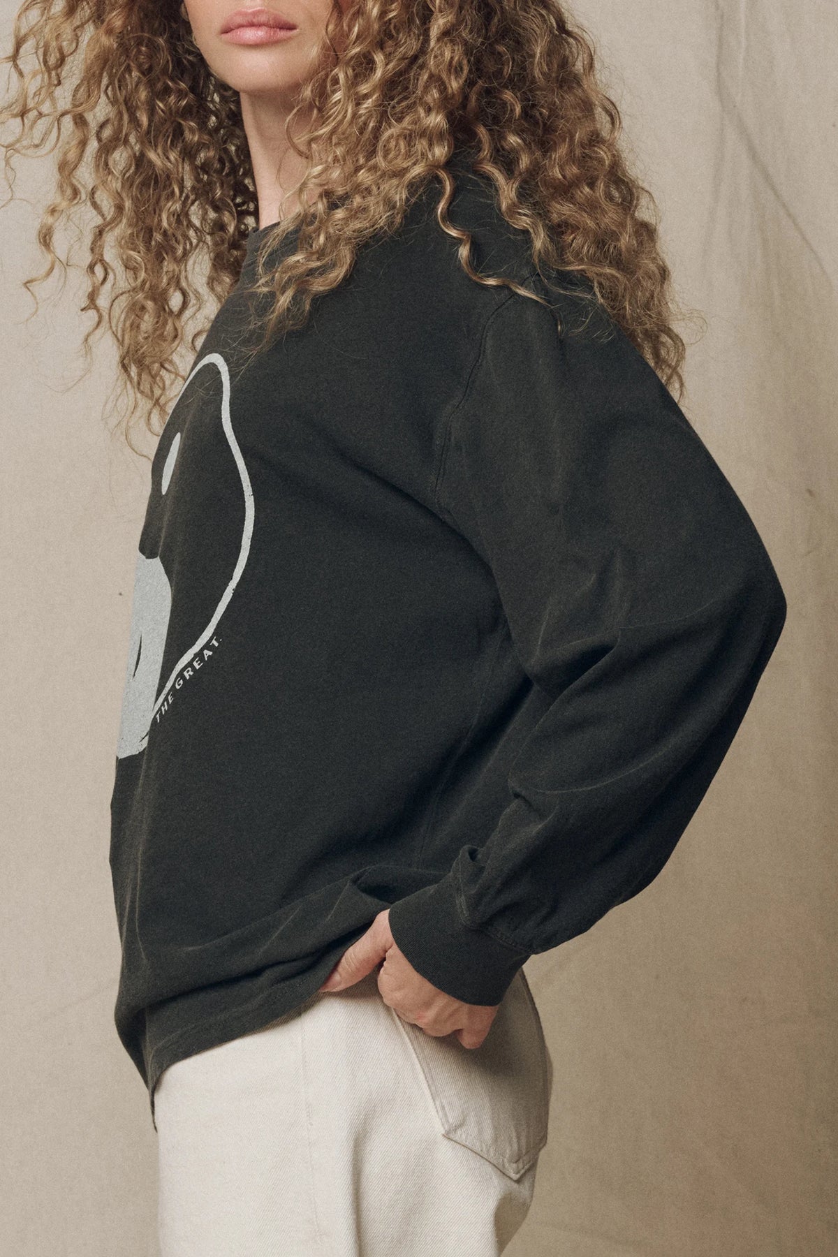 The Long Sleeve Relaxed Crew with Yin Yang Graphic T-Shirts & Tanks The Great