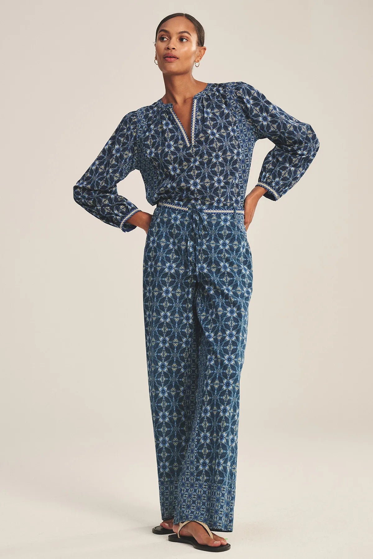 Kendra Pant Pants Velvet by Graham & Spencer