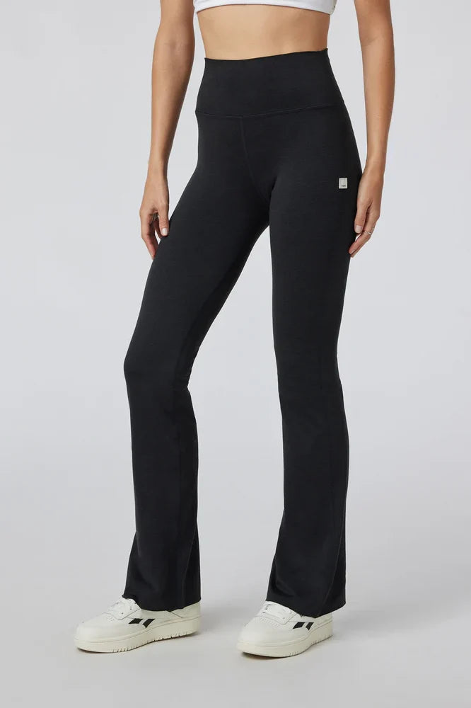 Halo Slim Flare Activewear Vuori